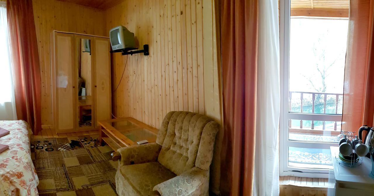 Perlyna Podillyа Hotel Sataniv Exterior foto